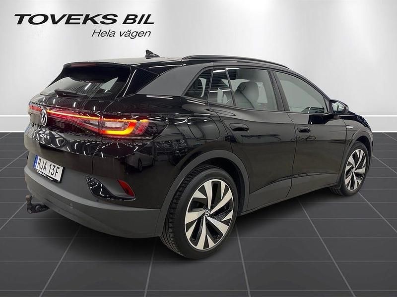 Begagnad VW ID.4 Pro Performance 150 kW (204 HK) 2023 Svart SUV