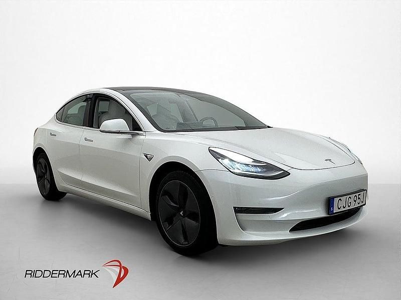 Begagnad Tesla Model 3 Long Range AWD 366 kW (498 HK) 2019 Vit Sedan