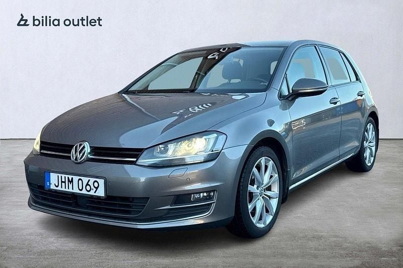 Grå Begagnad 2013 VW Golf VII Halvkombi | 114 900 kr (Marknadspris) - Bild 1/4