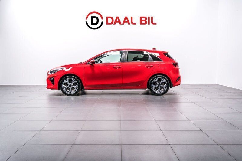 Röd Begagnad 2019 Kia Ceed Advance Halvkombi | 179 700 kr (Bra pris) - Bild 1/4