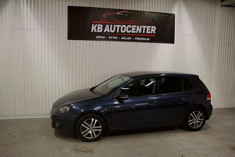 Begagnad VW Golf VII 105 HK (77 kW) 2011 Mörkgrå Halvkombi