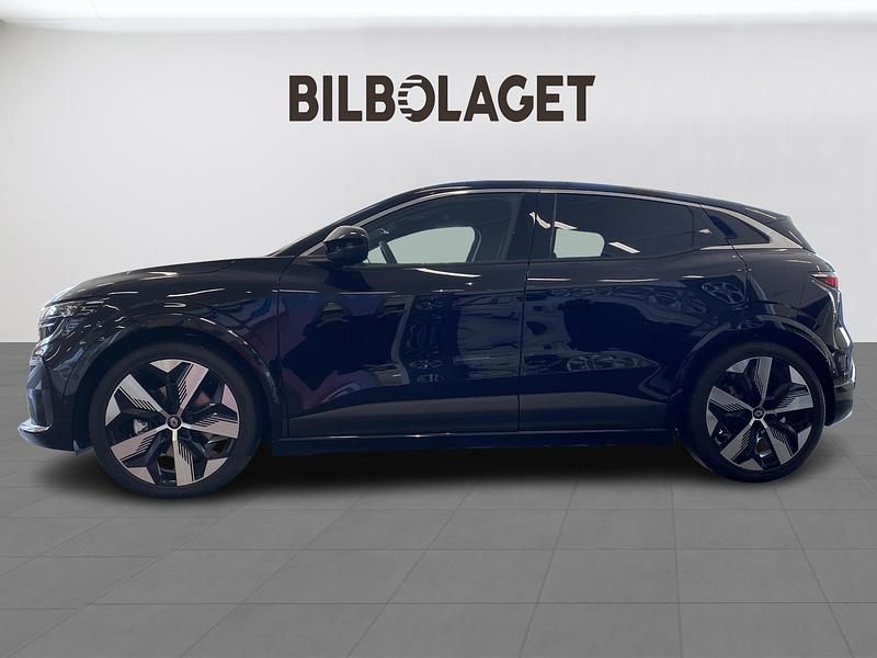 Begagnad Renault Mégane IV Techno 161 kW (220 HK) 2024 Svart Halvkombi