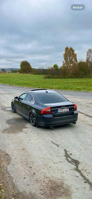 Svart Begagnad 2007 Volvo S80 Summum Sedan | 40 000 kr (Marknadspris) - Bild 1/4