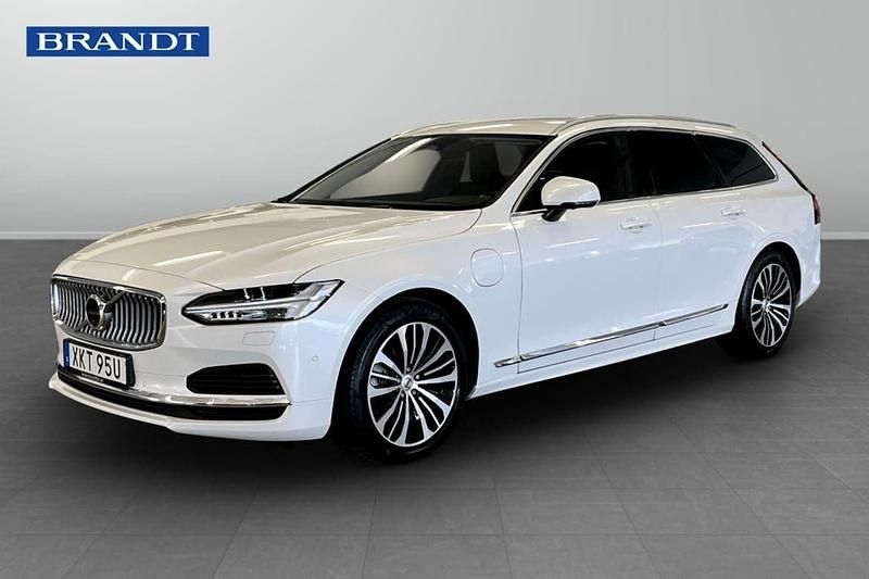 Vit Begagnad 2024 Volvo V90 Core Kombi | 429 900 kr (Marknadspris) - Bild 1/4