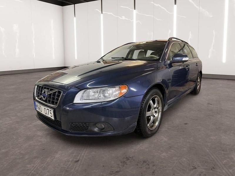 Blå Begagnad 2011 Volvo V70 Momentum Kombi | 49 900 kr (Bra pris) - Bild 1/4