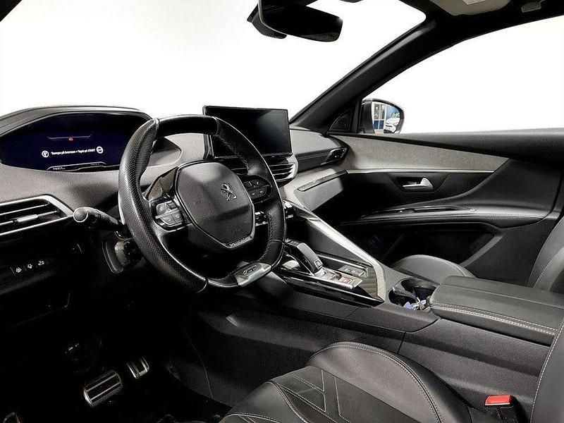 Begagnad Peugeot 5008 GTi 181 HK (133 kW) 2021 Svart SUV
