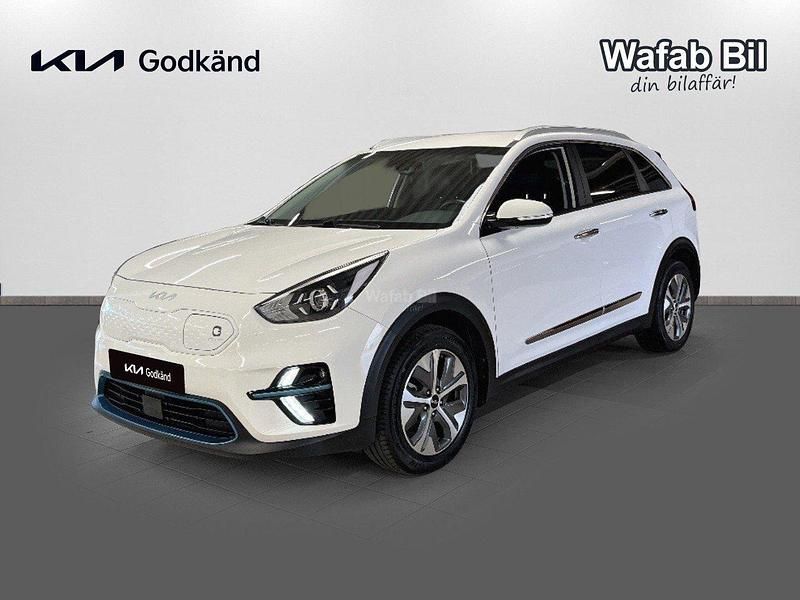 Vit Begagnad 2021 Kia e-Niro Advance SUV | 289 900 kr (Lite dyr) - Bild 1/4
