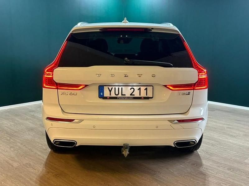 Begagnad Volvo XC60 Inscription 392 HK (288 kW) 2019 Vit SUV