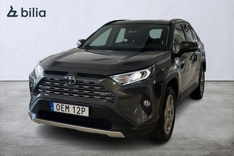 Mörkgrå Begagnad 2020 Toyota RAV4 Hybrid Executive SUV | 364 900 kr (Lite dyr) - Bild 1/4
