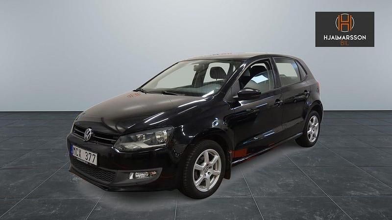 Svart Begagnad 2011 VW Polo Halvkombi | 87 500 kr (Marknadspris) - Bild 1/1