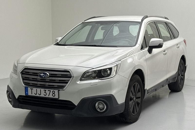 Vit Begagnad 2016 Subaru Outback SUV | 164 000 kr (Bra pris) - Bild 1/4