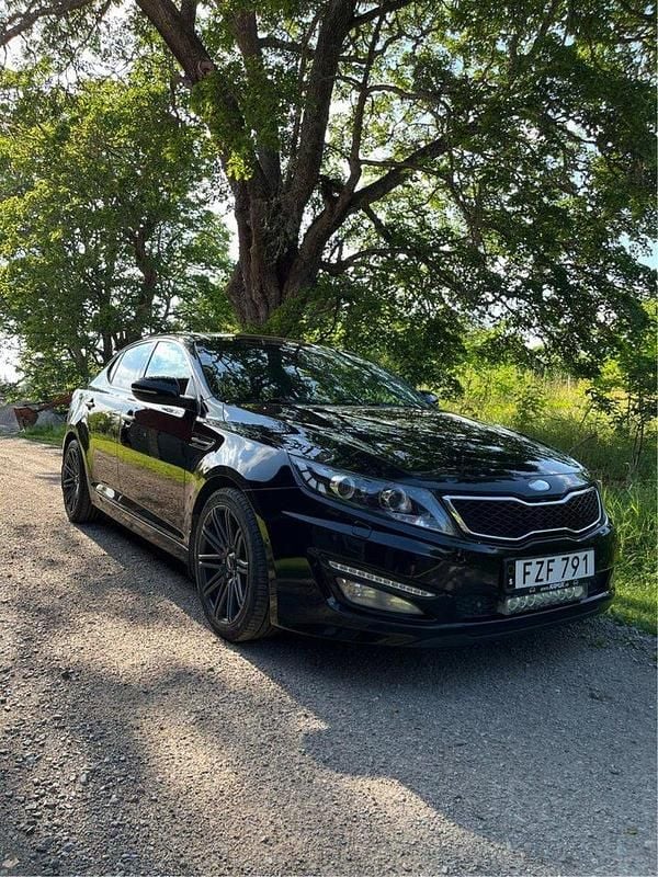 Svart Begagnad 2013 Kia Optima 3 Sedan | 51 900 kr (Superpris) - Bild 1/2