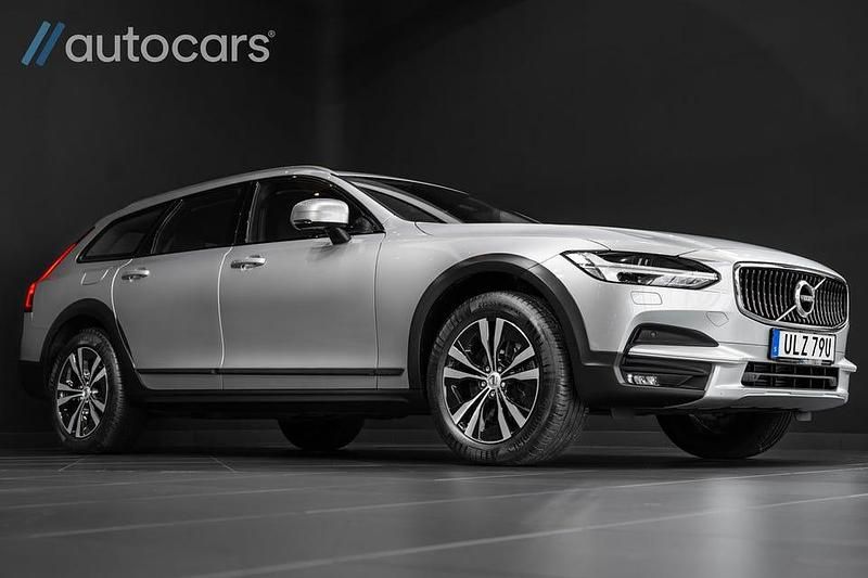 Begagnad Volvo V90 CC 190 HK (139 kW) 2020 Silver Kombi