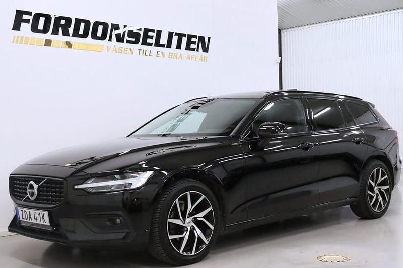 Begagnad Volvo V60 197 HK (144 kW) 2020 Svart Kombi