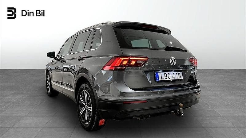 Begagnad VW Tiguan Executive 150 HK (110 kW) 2018 Silver SUV