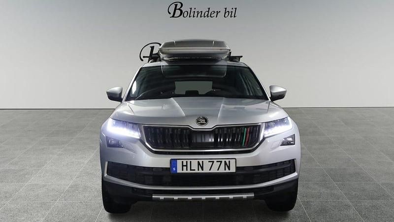 Begagnad Skoda Kodiaq Business Line 190 HK (139 kW) 2019 Silver SUV