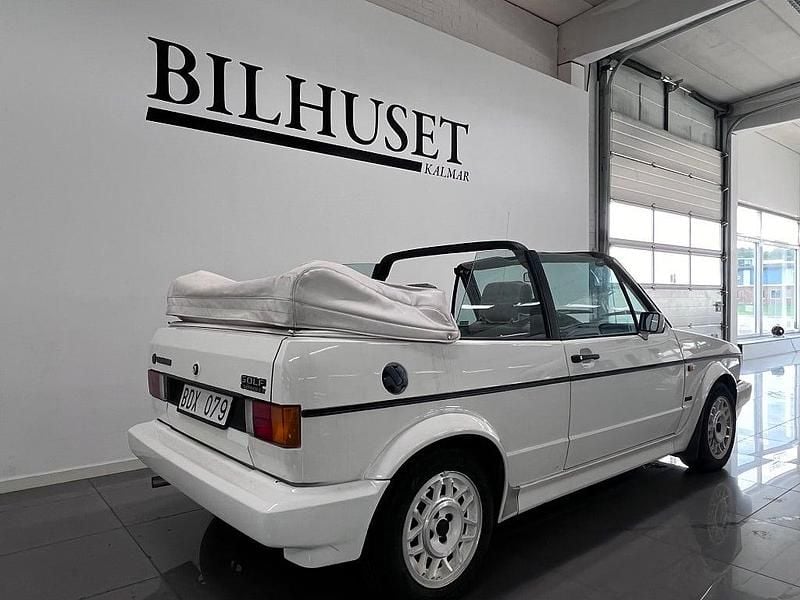 Begagnad VW Golf Cabriolet 98 HK (72 kW) 1991 Vit Cab