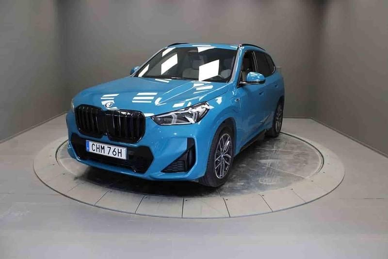 Blå Begagnad 2023 BMW X1 SUV | 499 000 kr - Bild 1/1
