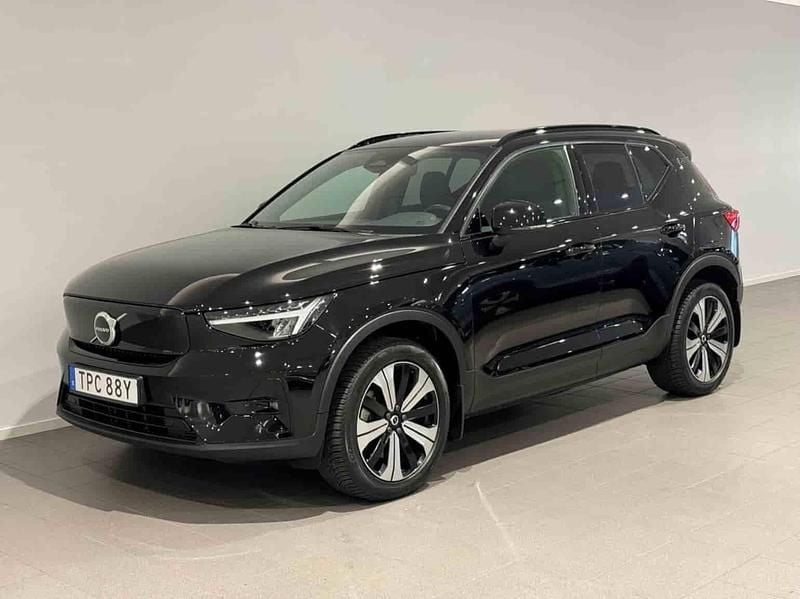 Svart Begagnad 2023 Volvo XC40 Single Motor SUV | 354 500 kr - Bild 1/1