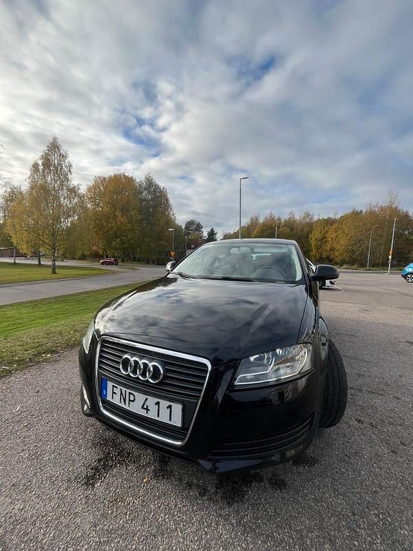 Begagnad 2010 Audi A3 Sportback Halvkombi | 85 000 kr - Bild 1/4