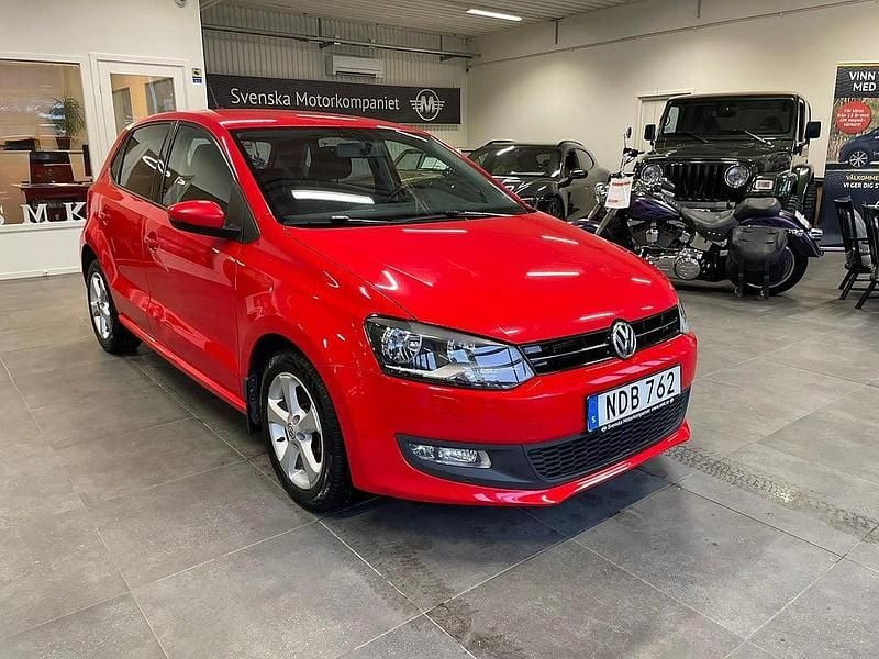 Röd Begagnad 2012 VW Polo Halvkombi | 62 500 kr (Marknadspris) - Bild 1/4