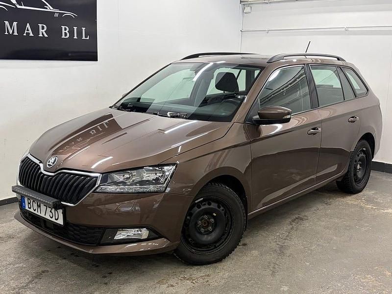 Begagnad Skoda Fabia Style 95 HK (69 kW) 2020 Brun Kombi