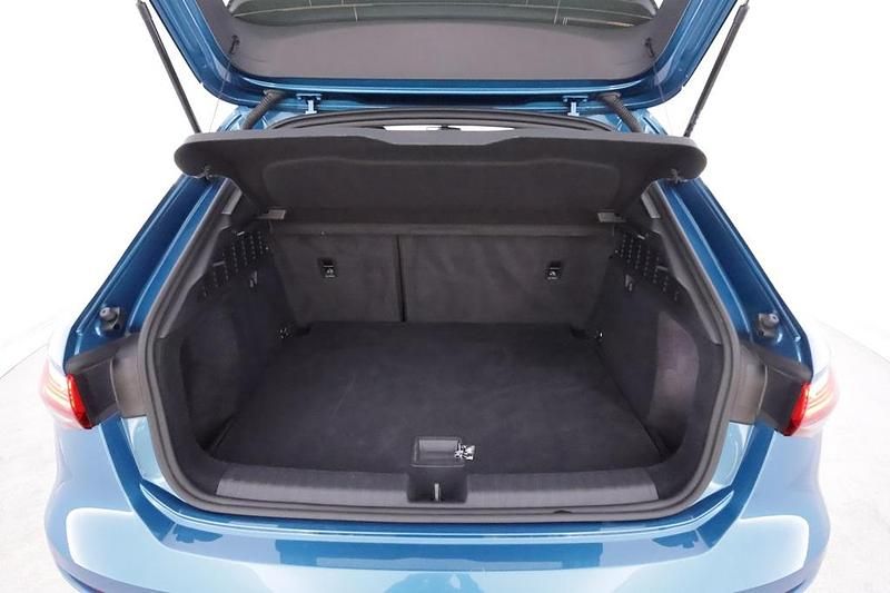 Begagnad Audi A3 Proline 150 HK (110 kW) 2023 Atollblå metallic Sedan