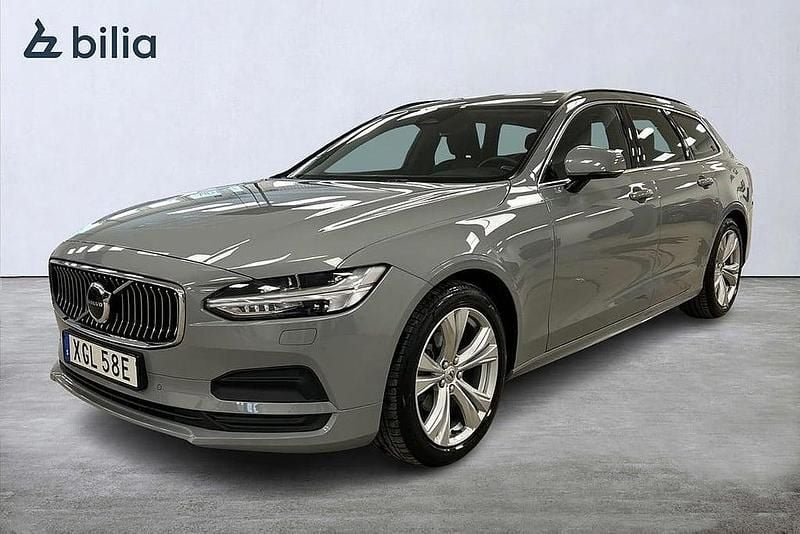 Begagnad Volvo V90 Core 197 HK (144 kW) 2023 Grå Kombi