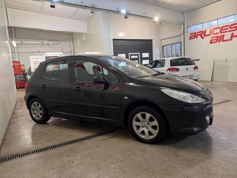 Begagnad Peugeot 307 109 HK (80 kW) 2008 Svart