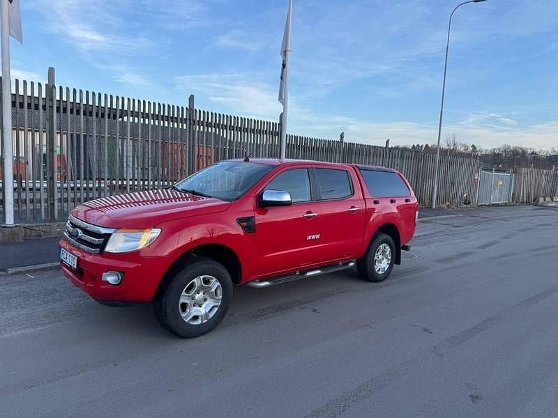 Begagnad Ford Ranger XLT 150 HK (110 kW) 2014 Röd Pickup
