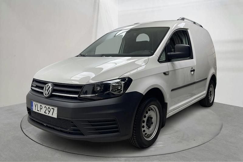 Vit Begagnad 2017 VW Caddy Minibuss | 85 000 kr (Bra pris) - Bild 1/4