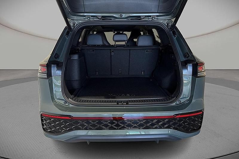 Ny VW Tayron 2026 Grön SUV