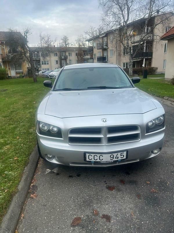 Begagnad Dodge Charger 193 HK (141 kW) 2007 Sedan