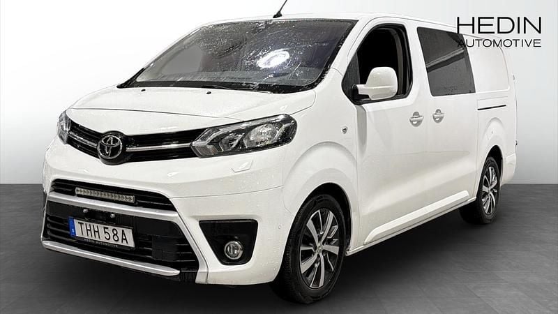 Vit Begagnad 2019 Toyota Proace Van | 169 000 kr (Bra pris) - Bild 1/4