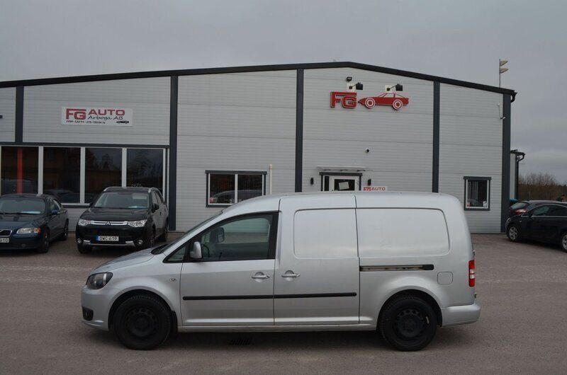 Silver Begagnad 2012 VW Caddy Maxi Minibuss | 59 900 kr (Superpris) - Bild 1/4