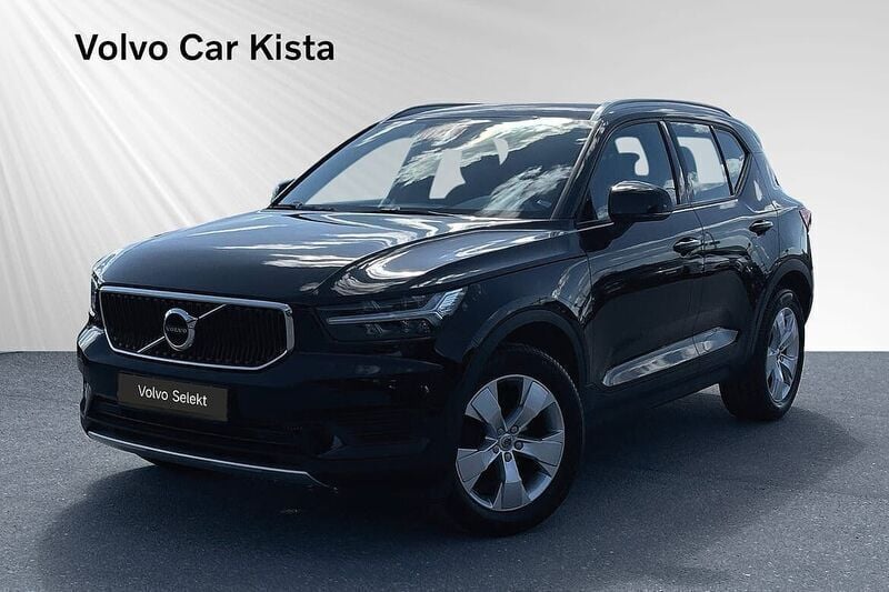 Svart Begagnad 2022 Volvo XC40 Momentum SUV | 269 900 kr (Bra pris) - Bild 1/3
