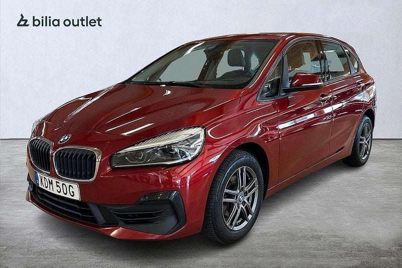 Röd Begagnad 2019 BMW 218 Active Tourer Advantage Minibuss | 164 900 kr (Marknadspris) - Bild 1/3