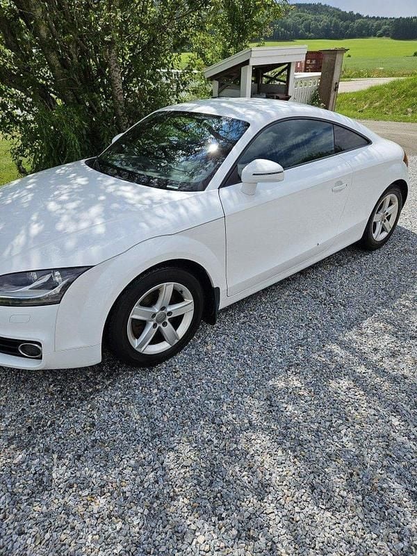 Vit Begagnad 2012 Audi TT Sportkupé | 110 000 kr (Bra pris) - Bild 1/4