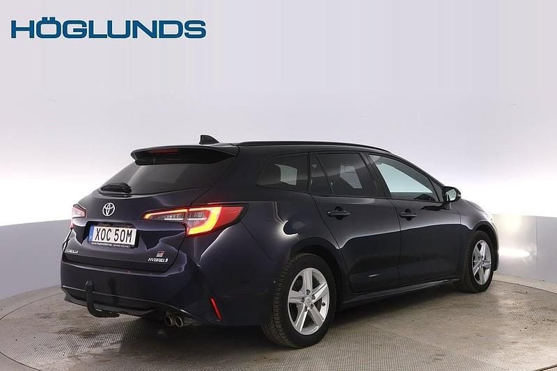 Begagnad Toyota Corolla Sport 184 HK (135 kW) 2022 Blå Kombi
