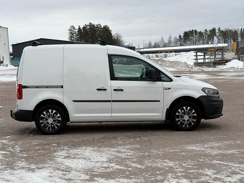 Begagnad VW Caddy 75 HK (55 kW) 2016 Vit Minibuss