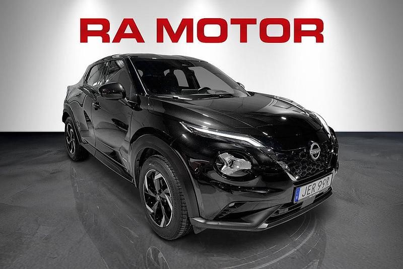 Begagnad Nissan Juke N-Connecta 143 HK (105 kW) 2023 Svart SUV