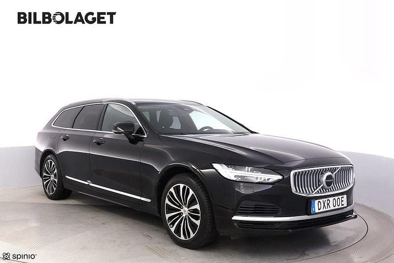 Svart Begagnad 2022 Volvo V90 Core Kombi | 399 800 kr (Marknadspris) - Bild 1/4