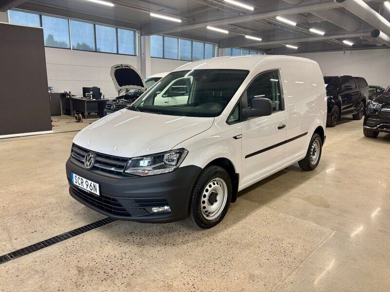 Vit Begagnad 2020 VW Caddy Minibuss | 149 900 kr (Marknadspris) - Bild 1/4