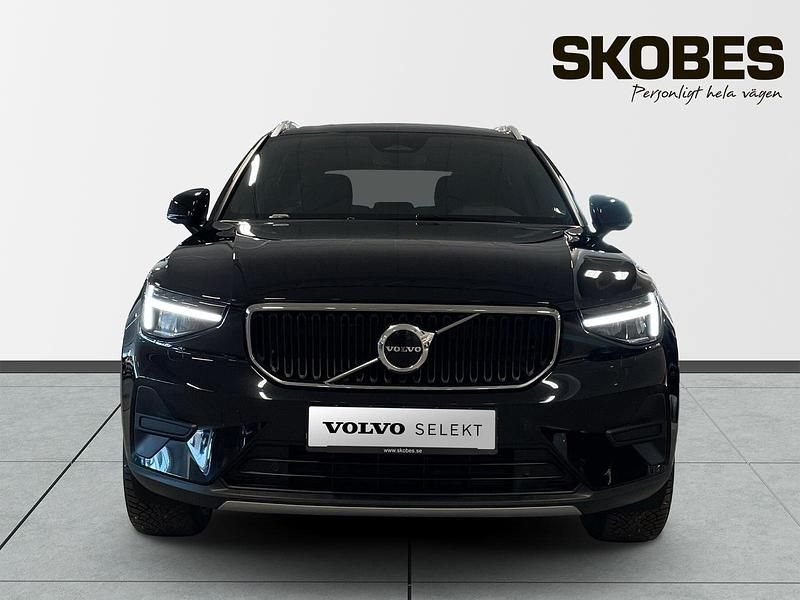 Begagnad Volvo XC40 Core 200 HK (147 kW) 2025 Svart SUV