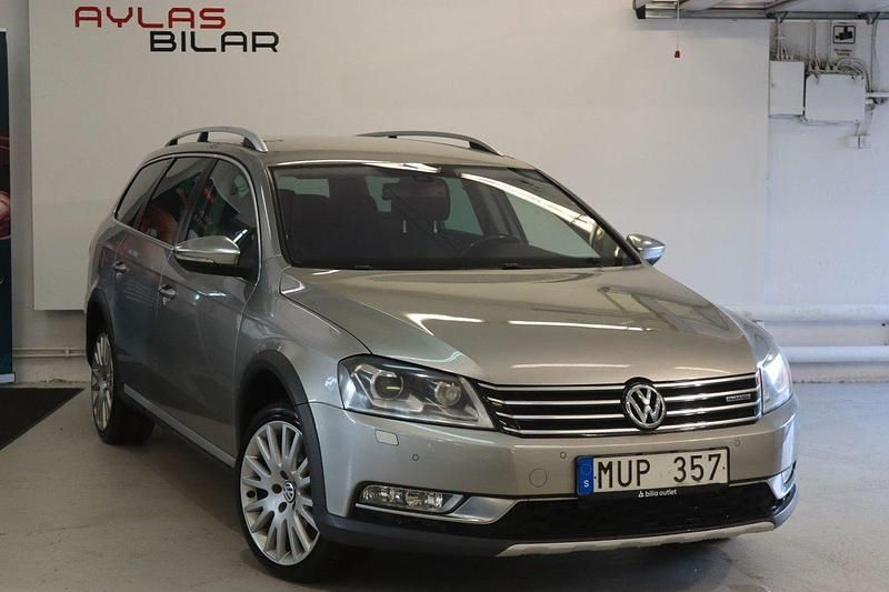 Silver Begagnad 2013 VW Passat Alltrack Kombi | 79 900 kr (Marknadspris) - Bild 1/4