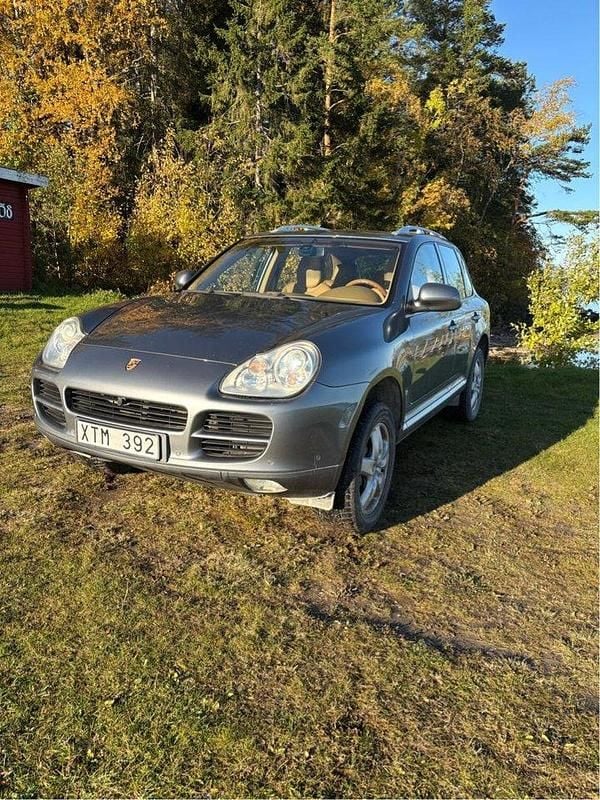 Grå Begagnad 2006 Porsche Cayenne S SUV | 129 000 kr - Bild 1/4
