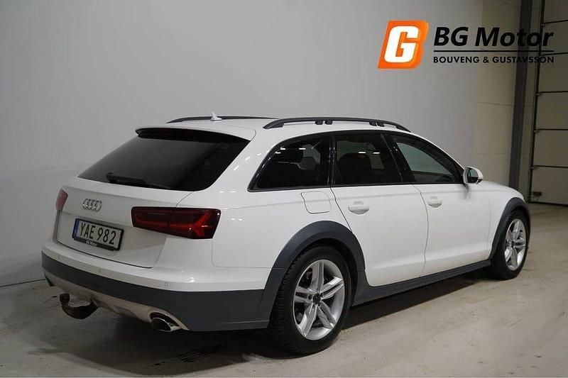 Begagnad Audi A6 Allroad Sport 218 HK (160 kW) 2015 Vit Kombi