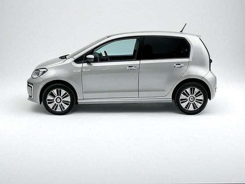 Silver Begagnad 2020 VW e-up! Halvkombi | 125 000 kr (Bra pris) - Bild 1/3