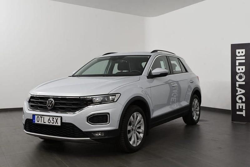 Vit Begagnad 2019 VW T-Roc SUV | 209 500 kr (Marknadspris) - Bild 1/4