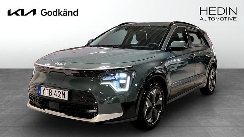 Grön (green) Begagnad 2022 Kia e-Niro SUV | 309 900 kr (Lite dyr) - Bild 1/4